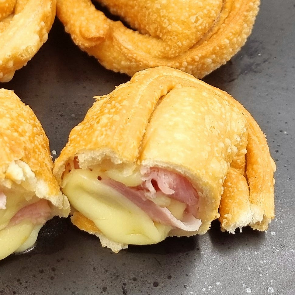 Ham & Cheese Empanada