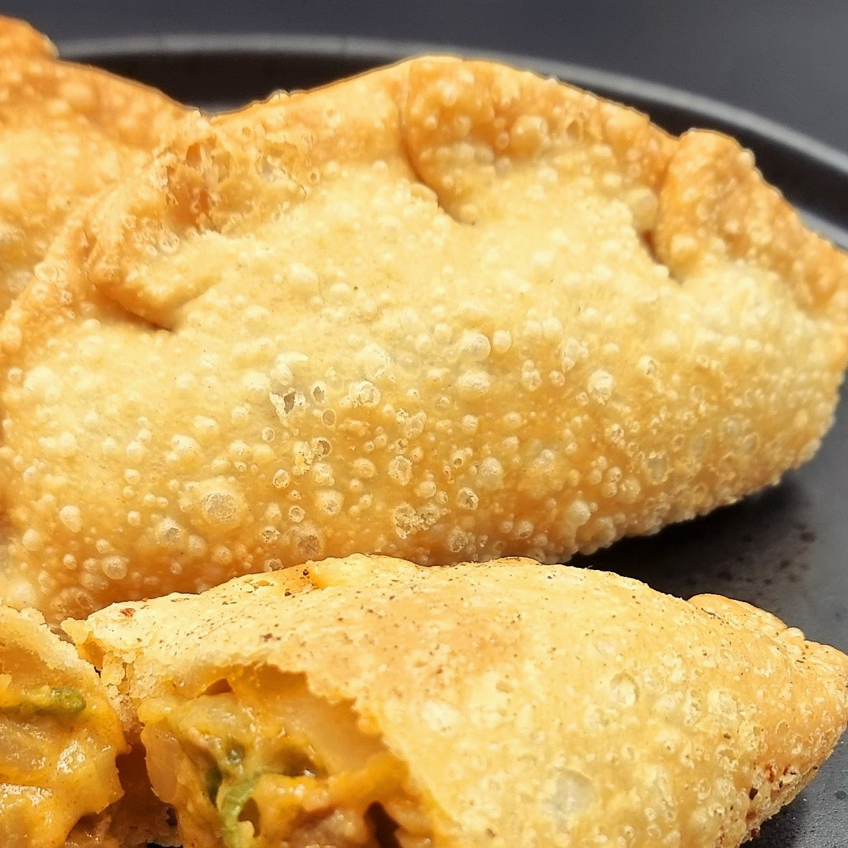 Bondiola al Verdeo (Pork Shoulder) Empanada